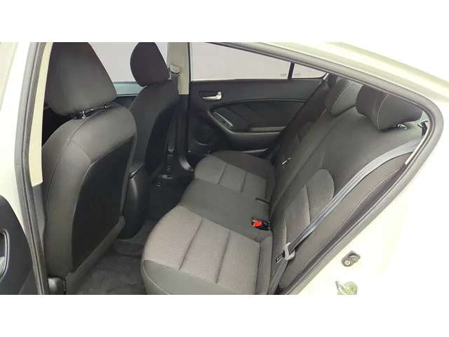 SEMINUEVOS KIA Forte a Estados en autogozo