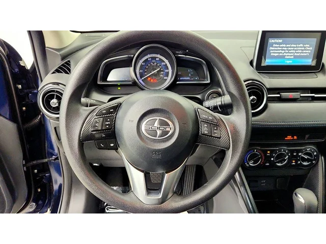 SEMINUEVOS SCION iA a Estados en autogozo