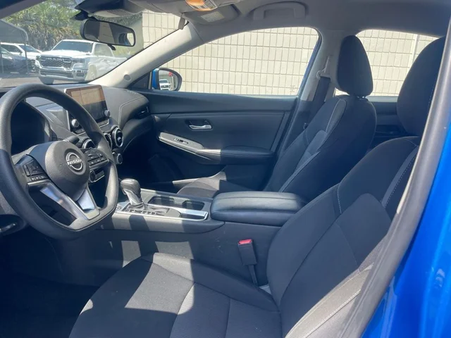 SEMINUEVOS NISSAN SENTRA a Estados en autogozo