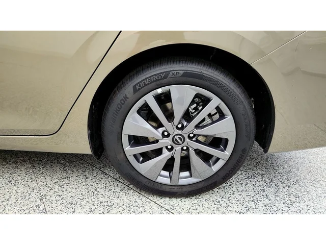 SEMINUEVOS NISSAN Sentra a Estados en autogozo