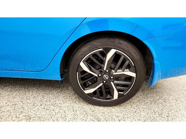 SEMINUEVOS NISSAN Versa a Estados en autogozo