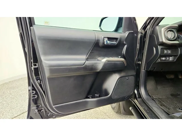SEMINUEVOS TOYOTA Tacoma 4WD a Estados en autogozo