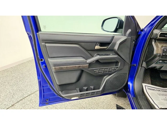 SEMINUEVOS TOYOTA Tacoma 4WD a Estados en autogozo