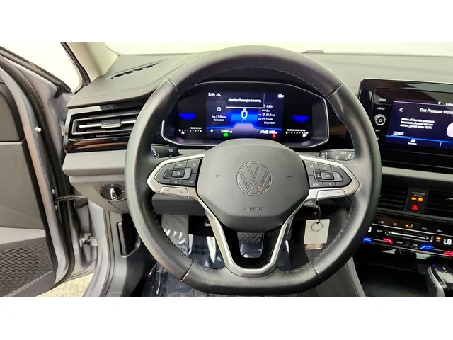 SEMINUEVOS VOLKSWAGEN Jetta a Estados en autogozo