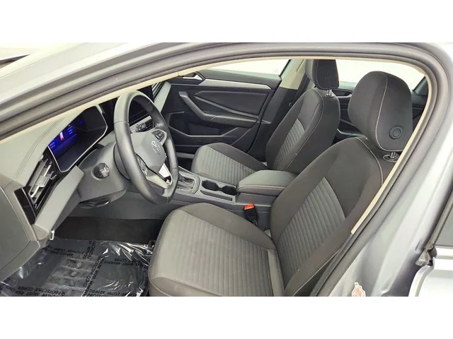 SEMINUEVOS VOLKSWAGEN Jetta a Estados en autogozo