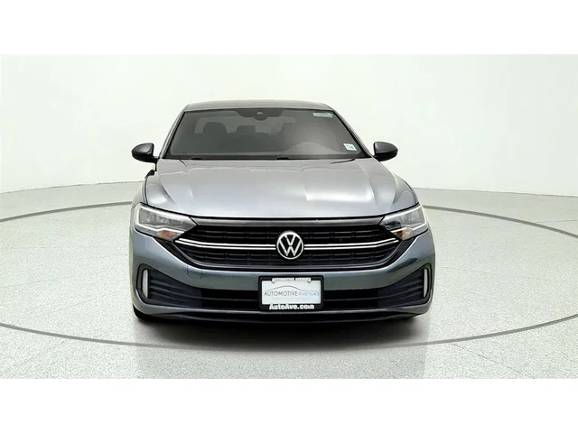 SEMINUEVOS VOLKSWAGEN Jetta a Estados en autogozo