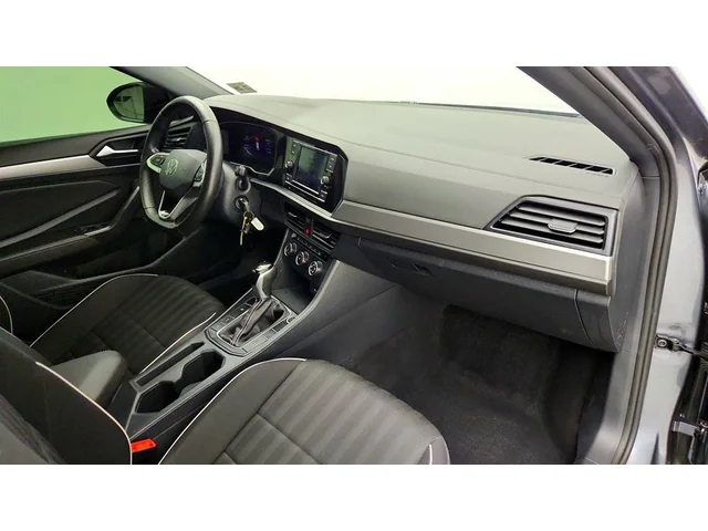 SEMINUEVOS VOLKSWAGEN Jetta a Estados en autogozo