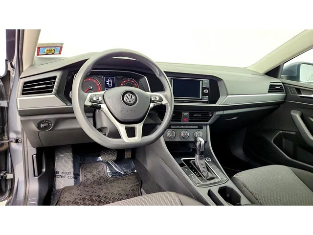 SEMINUEVOS VOLKSWAGEN Jetta a Estados en autogozo