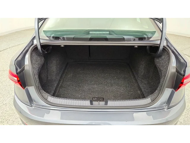 SEMINUEVOS VOLKSWAGEN Jetta a Estados en autogozo