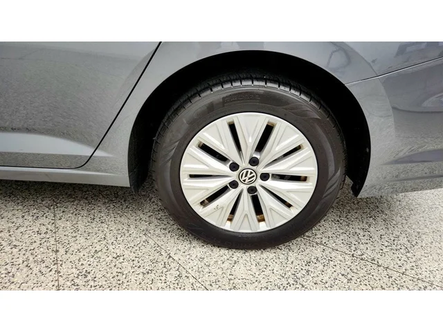 SEMINUEVOS VOLKSWAGEN Jetta a Estados en autogozo