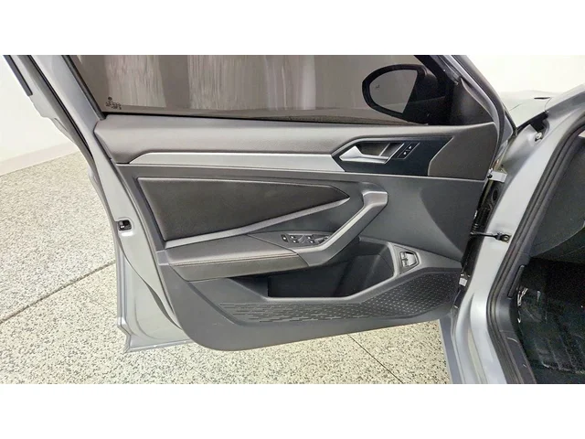 SEMINUEVOS VOLKSWAGEN Jetta a Estados en autogozo