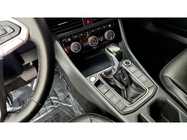 SEMINUEVOS VOLKSWAGEN Jetta a Estados en autogozo