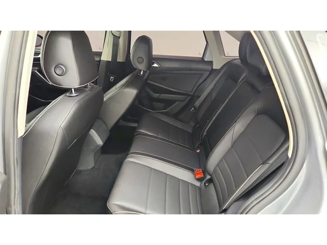 SEMINUEVOS VOLKSWAGEN Jetta a Estados en autogozo