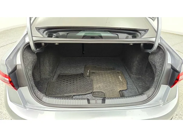 SEMINUEVOS VOLKSWAGEN Jetta a Estados en autogozo