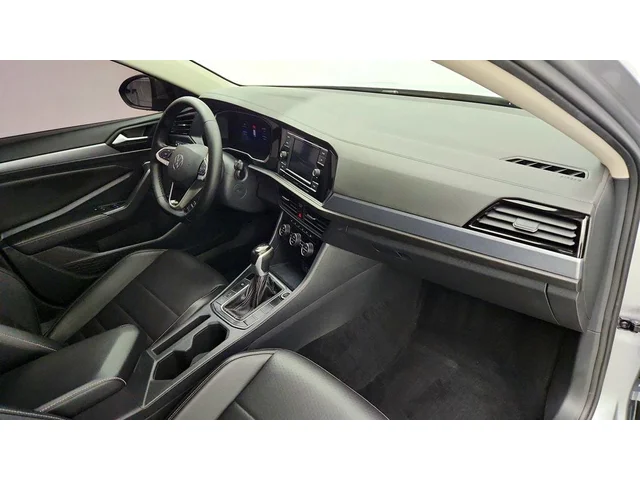 SEMINUEVOS VOLKSWAGEN Jetta a Estados en autogozo