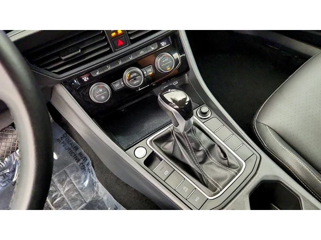 SEMINUEVOS VOLKSWAGEN Jetta a Estados en autogozo