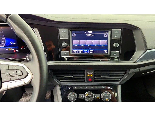 SEMINUEVOS VOLKSWAGEN Jetta a Estados en autogozo