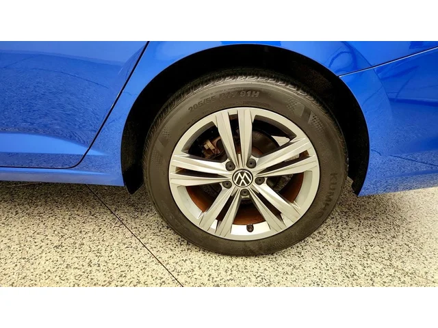 SEMINUEVOS VOLKSWAGEN Jetta a Estados en autogozo