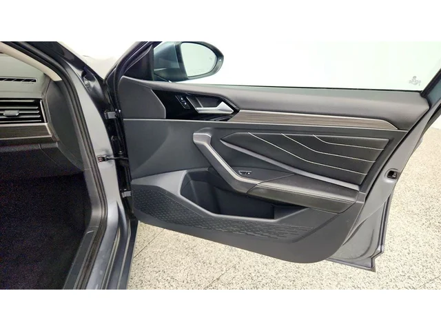 SEMINUEVOS VOLKSWAGEN Jetta a Estados en autogozo