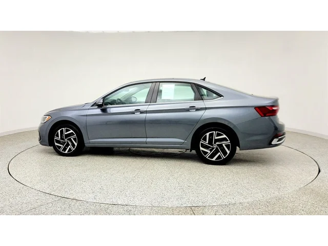 SEMINUEVOS VOLKSWAGEN Jetta a Estados en autogozo