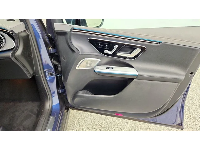 SEMINUEVOS MERCEDES-BENZ EQE a Estados en autogozo