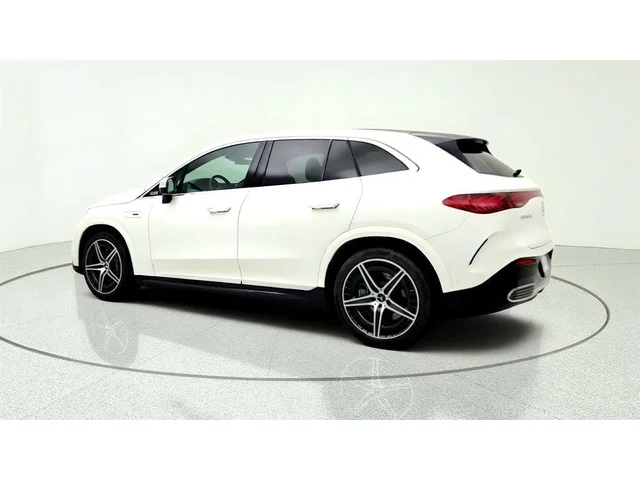 SEMINUEVOS MERCEDES-BENZ EQE a Estados en autogozo