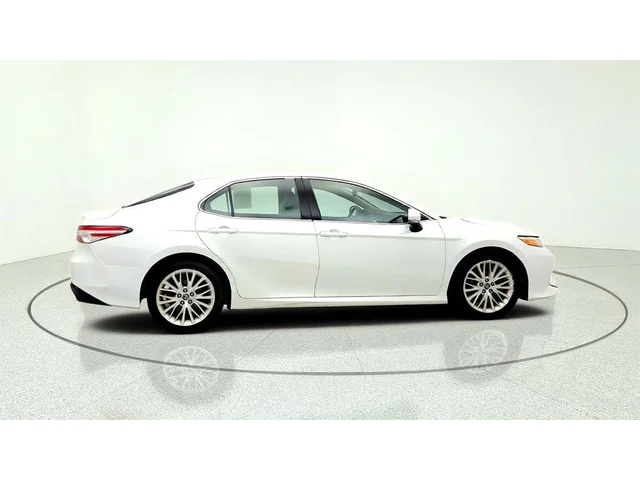 SEMINUEVOS TOYOTA Camry a Estados en autogozo