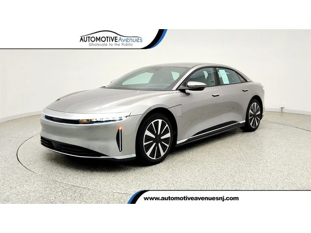 SEMINUEVOS LUCID Air a Estados en autogozo