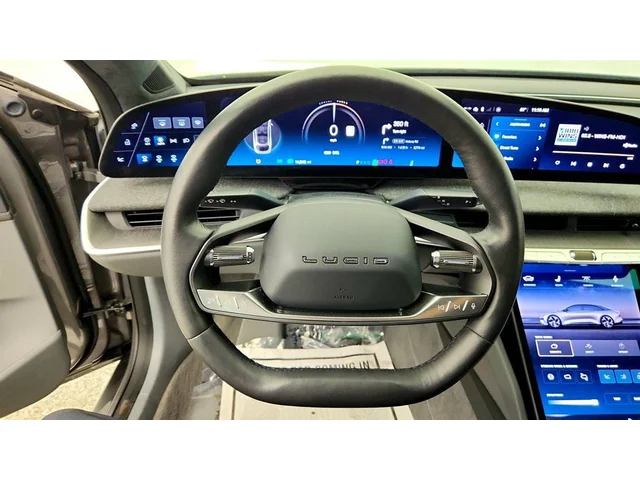 SEMINUEVOS LUCID Air a Estados en autogozo