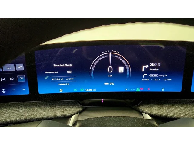SEMINUEVOS LUCID Air a Estados en autogozo