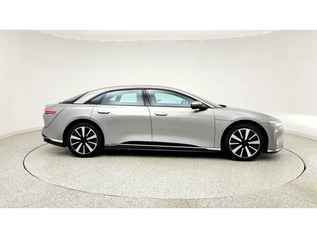 SEMINUEVOS LUCID Air a Estados en autogozo