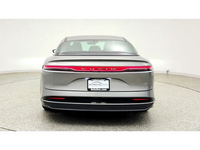 SEMINUEVOS LUCID Air a Estados en autogozo