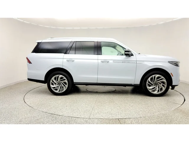 SEMINUEVOS LINCOLN Navigator a Estados en autogozo
