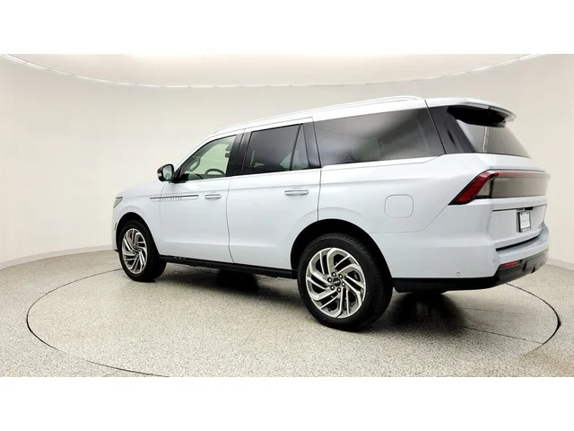 SEMINUEVOS LINCOLN Navigator a Estados en autogozo