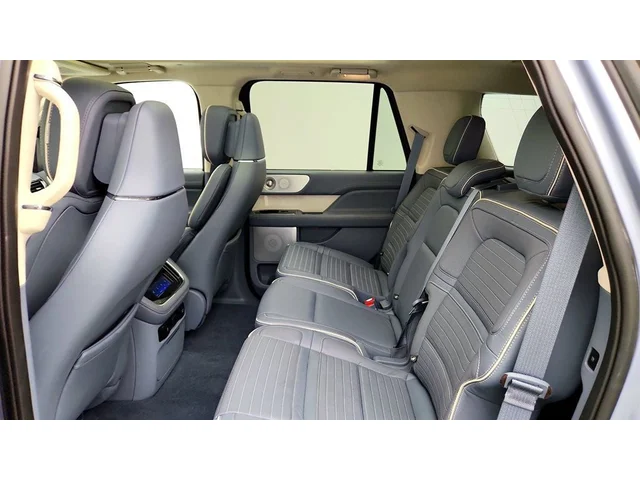 SEMINUEVOS LINCOLN Navigator a Estados en autogozo