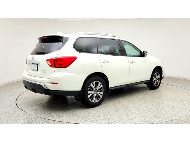 SEMINUEVOS NISSAN Pathfinder a Estados en autogozo