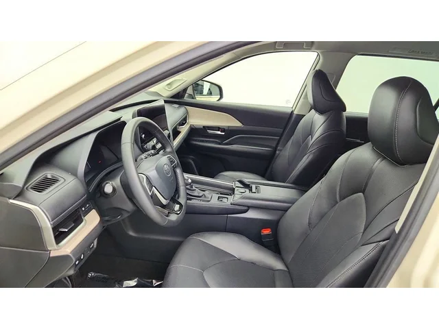 SEMINUEVOS TOYOTA Grand Highlander a Estados en autogozo