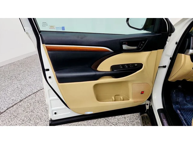 SEMINUEVOS TOYOTA Highlander a Estados en autogozo