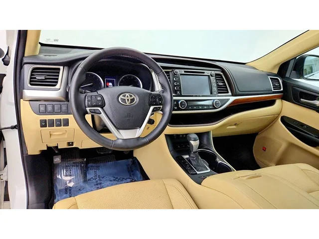 SEMINUEVOS TOYOTA Highlander a Estados en autogozo