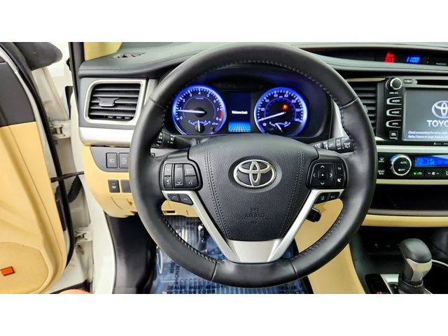 SEMINUEVOS TOYOTA Highlander a Estados en autogozo