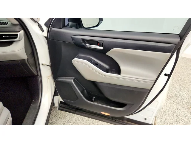SEMINUEVOS TOYOTA Highlander a Estados en autogozo
