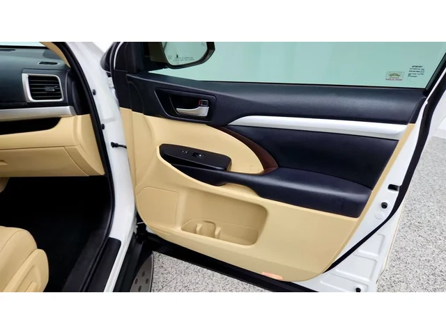 SEMINUEVOS TOYOTA Highlander a Estados en autogozo