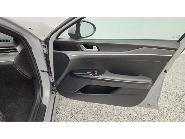 SEMINUEVOS KIA K5 a Estados en autogozo