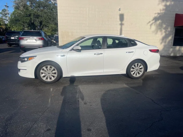 SEMINUEVOS KIA OPTIMA a Estados en autogozo