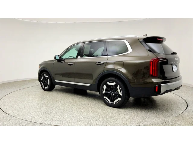 SEMINUEVOS KIA Telluride a Estados en autogozo