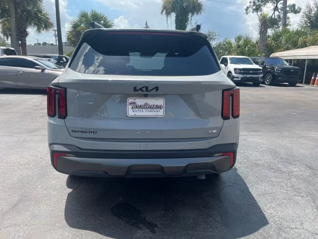 SEMINUEVOS KIA SORENTO a Estados en autogozo