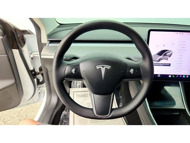 SEMINUEVOS TESLA Model 3 a Estados en autogozo