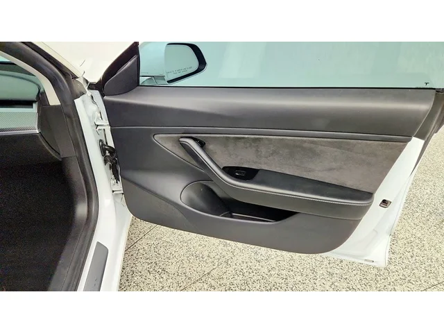 SEMINUEVOS TESLA Model 3 a Estados en autogozo
