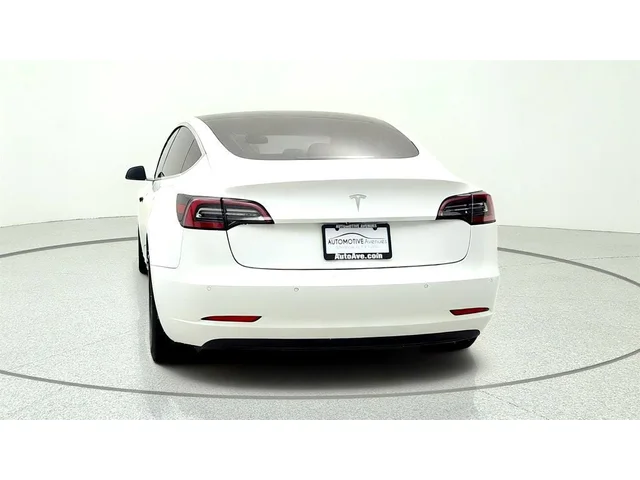 SEMINUEVOS TESLA Model 3 a Estados en autogozo