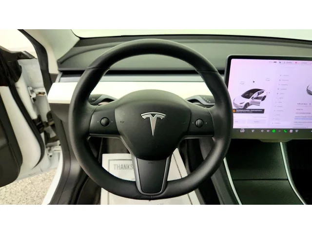 SEMINUEVOS TESLA Model 3 a Estados en autogozo